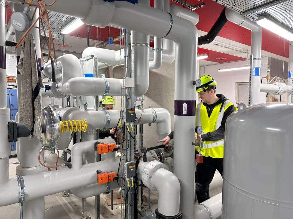 Målinger på tekniske installationer med instrumenter tilsluttet